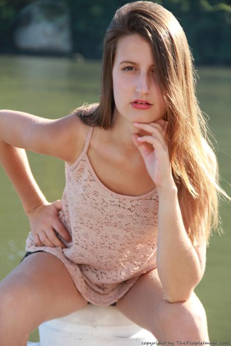 image hosted at ImgAdult.com