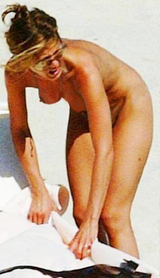 Jennifer aniston real nude photos