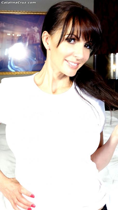 catalina-cruz-5.jpg image hosted at ImgAdult.com