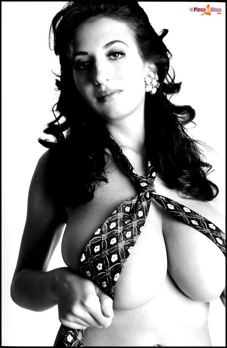 pinupfiles-model-9.jpg image hosted at ImgAdult.com