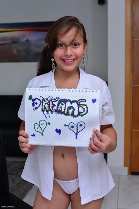 [Image: 69810d6fbca75.jpg]