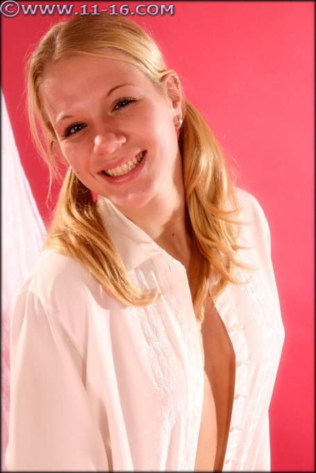 [Image: 698dfd7a34774.jpg]