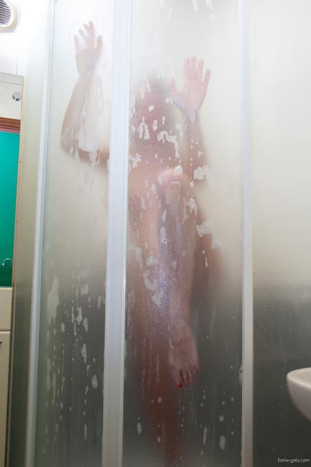 [Image: 699b0c1975d39.jpg]