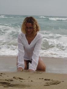 Candidium.com CDM 700-01 Curly Blonde on the Beach and Home 100.jpg image hosted at ImgAdult.com