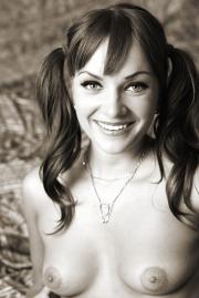 bm_nika_unk_h133.jpg image hosted at ImgAdult.com
