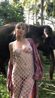 Sara-Underwoodand-Naked-an-elephant-fgro-5.jpg image hosted at ImgAdult.com
