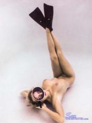 adrianna_vint-dive-058.jpg image hosted at ImgAdult.com