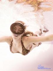 adrianna_vint-dive-016.jpg image hosted at ImgAdult.com