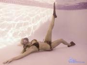 adrianna_vint-dive-004.jpg image hosted at ImgAdult.com