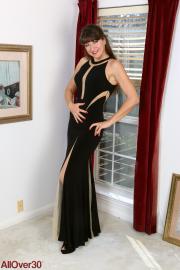 naked milf ivana slew (6).jpg image hosted at ImgAdult.com