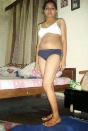 Complete%2BNude%2BNagpur%2BNewly%2BMarried%2BBhabhi%2B%25281%2529.jpg image hosted at ImgAdult.com