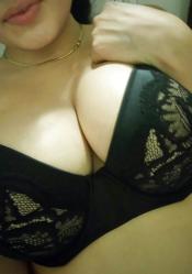 Gorgeous-Delhi-Jnu-Student-Big-Boobs-Naked-Selfies-_003-717x.jpg image hosted at ImgAdult.com