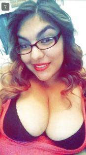 Hooot Office Secretary Nude Snapchat With Boss (8).jpg image hosted at ImgAdult.com