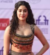 11Jhanvi-kapoor-hot-pics.jpg image hosted at ImgAdult.com