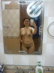 Mature Pune Bank Manager Nude Leaked Selfies (12).jpg image hosted at ImgAdult.com
