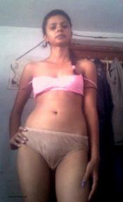 Amateur Indian Desi Girl Naked Boobs and Pussy Displaying (6).jpg image hosted at ImgAdult.com