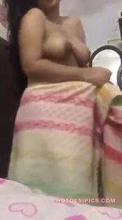 Hot Indian Girl Nude Video Call Screenshots (9).jpg image hosted at ImgAdult.com