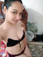 Naughty Mumbai Girl Naked Lockdown Selfies Leaked (5).jpg image hosted at ImgAdult.com