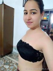 Naughty Mumbai Girl Naked Lockdown Selfies Leaked (6).jpg image hosted at ImgAdult.com