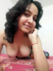 Naughty Mumbai Girl Naked Lockdown Selfies Leaked (17).jpg image hosted at ImgAdult.com