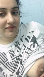 FF_KarachiWaliBhabhi (4).jpg image hosted at ImgAdult.com