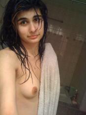 FF_PakiGFValentineSurprise (2).jpg image hosted at ImgAdult.com