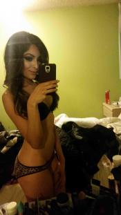 Pics_FF_VeryHotNRPakistaniBabe (1).jpg image hosted at ImgAdult.com