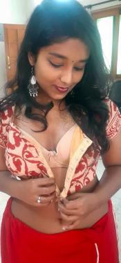 Pics_FF_NudeTamilTeenBigPuffyNipples (71).jpeg image hosted at ImgAdult.com