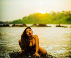 2019-11-23_19-10-19_UTC_4.jpg image hosted at ImgAdult.com