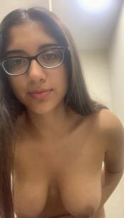 Pics_FF_CuteDesiIndianCollegeGirlNude (13).jpeg image hosted at ImgAdult.com