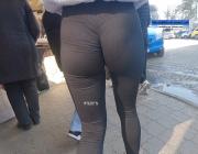 damn that ass is insane.jpg image hosted at ImgAdult.com