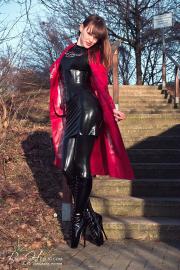 625ldn.jpg image hosted at ImgAdult.com