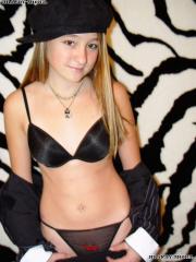 DSC03156.jpg image hosted at ImgAdult.com