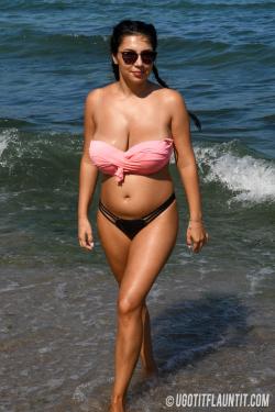 Limor-Big-Boobs-At-Seaside-06.jpg image hosted at ImgAdult.com