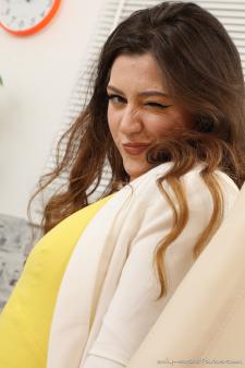 image hosted at ImgAdult.com