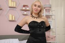 image hosted at ImgAdult.com