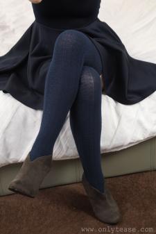 image hosted at ImgAdult.com