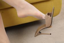 image hosted at ImgAdult.com