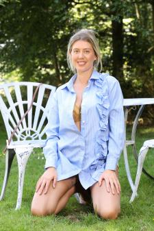 image hosted at ImgAdult.com